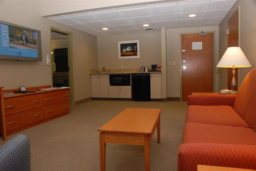 Unity Hotel And Conference Ctr, Ascend Hotel Collection Lee’s Summit Zimmer foto